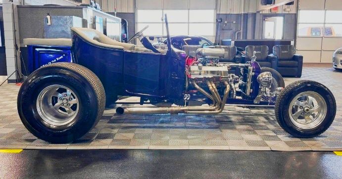 Photo 28 of this FORD T-Bucket Roadst