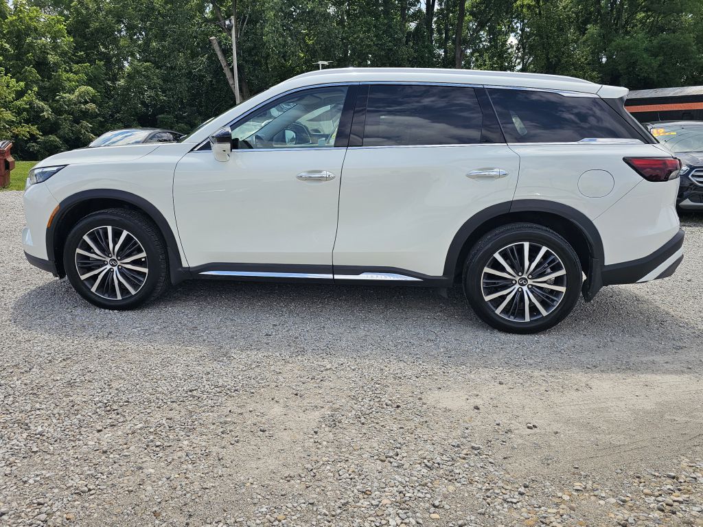 Photo 2 of this INFINITI QX60