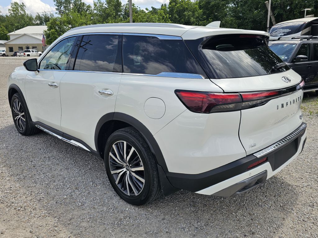 Photo 3 of this INFINITI QX60