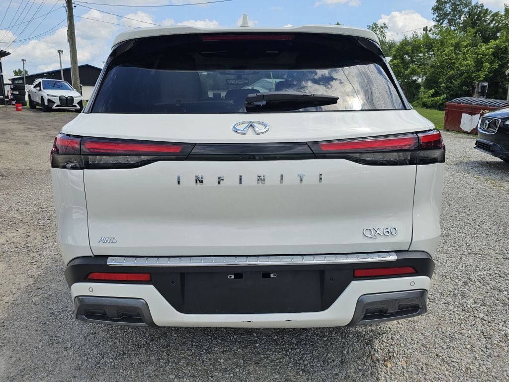 Photo 4 of this INFINITI QX60