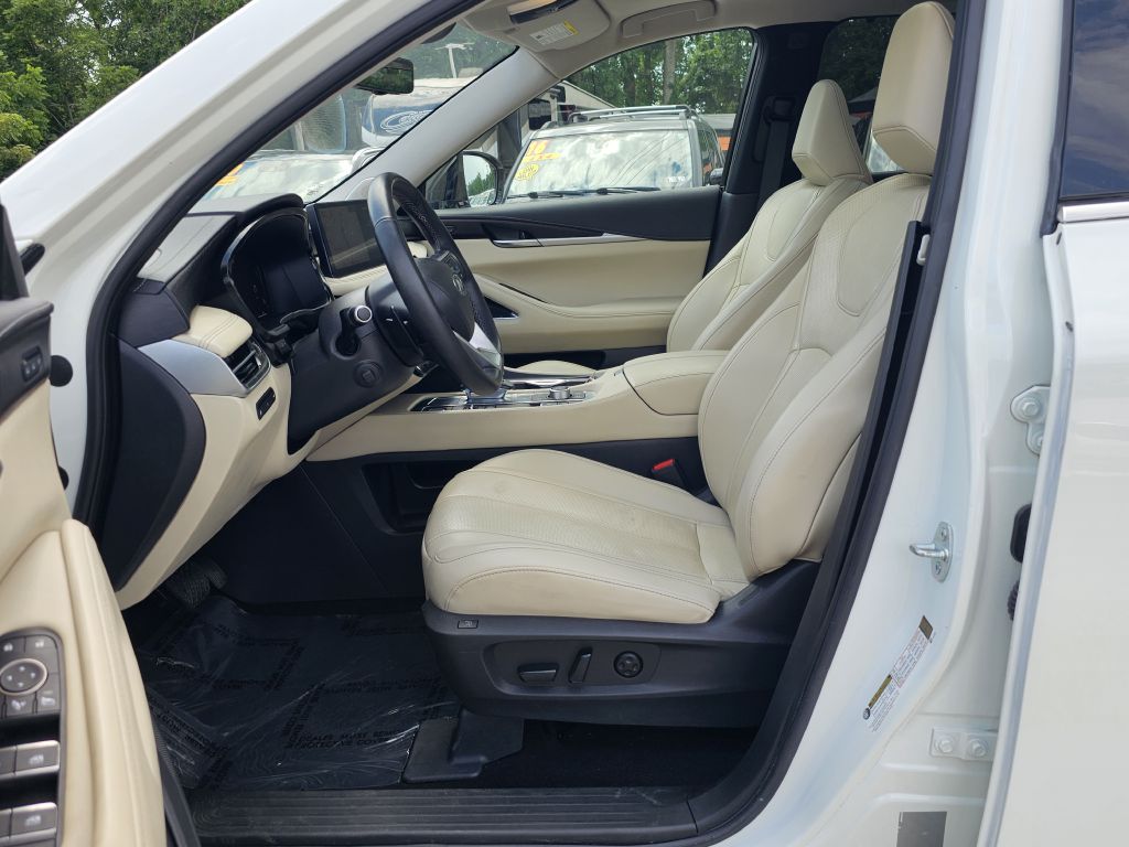 Photo 17 of this INFINITI QX60