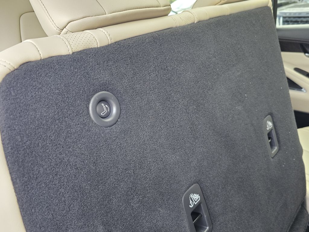 Photo 27 of this INFINITI QX60