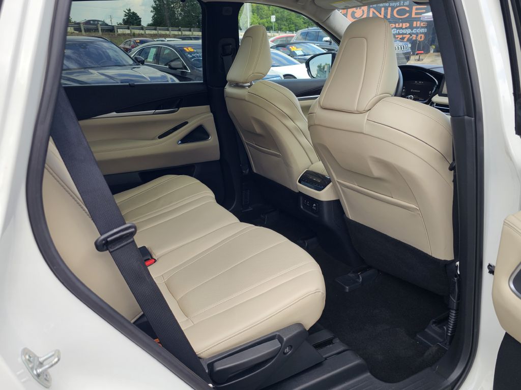 Photo 29 of this INFINITI QX60