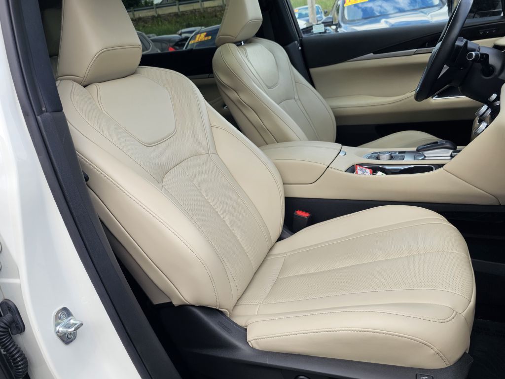 Photo 31 of this INFINITI QX60