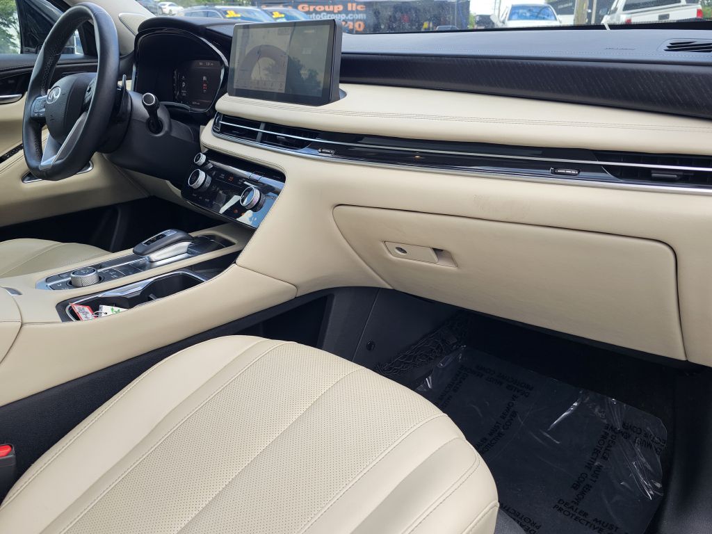 Photo 32 of this INFINITI QX60