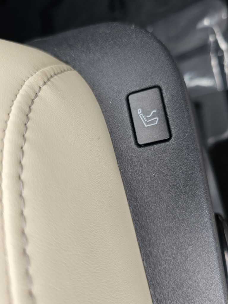Photo 34 of this INFINITI QX60