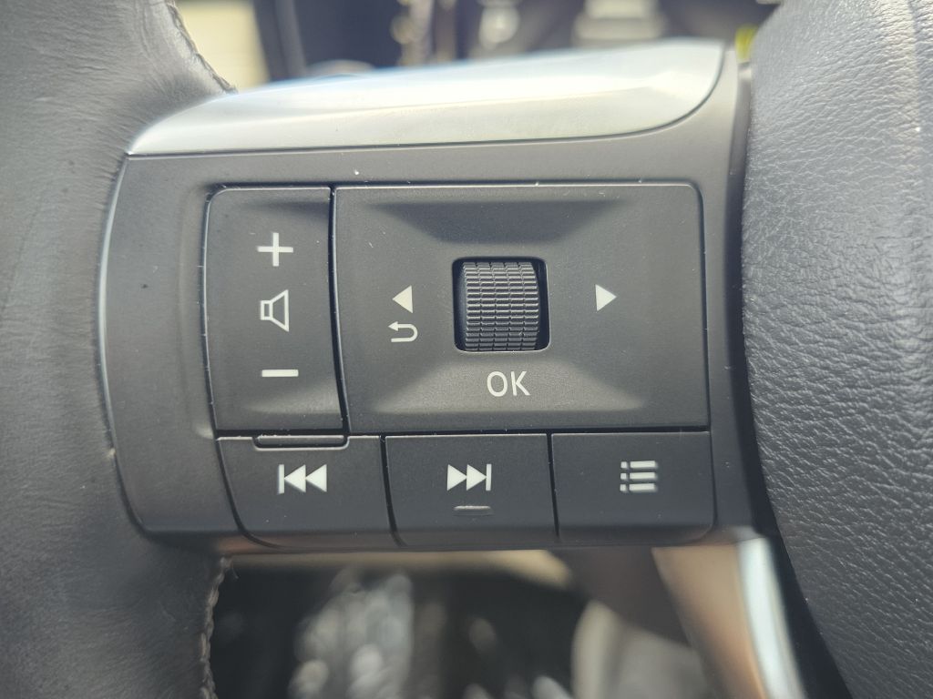 Photo 38 of this INFINITI QX60