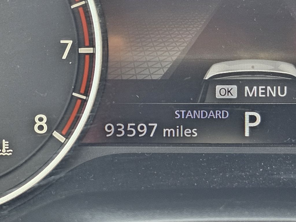 Photo 27 of this NISSAN ROGUE