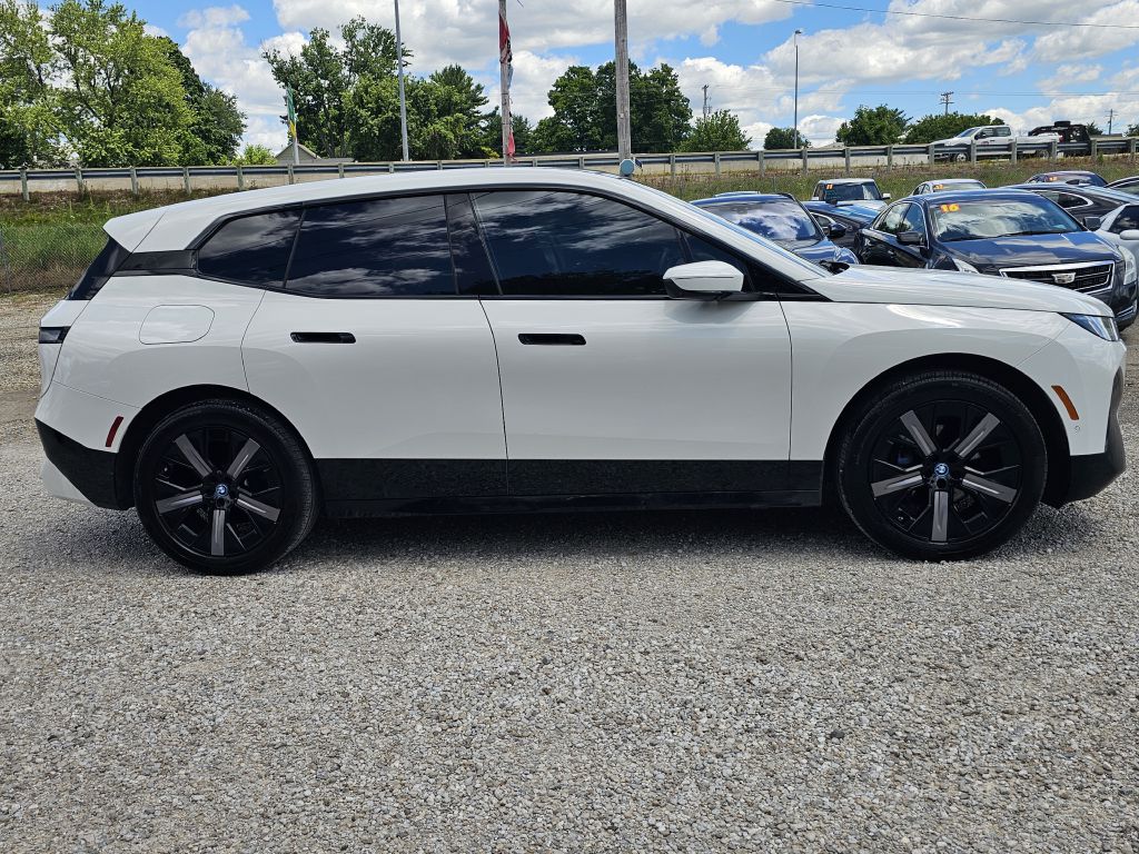 Photo 6 of this BMW IX