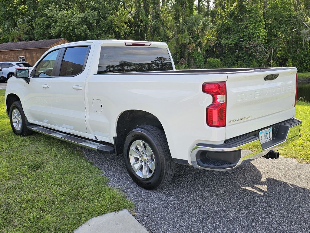Photo 3 of this CHEVROLET SILVERADO 1500