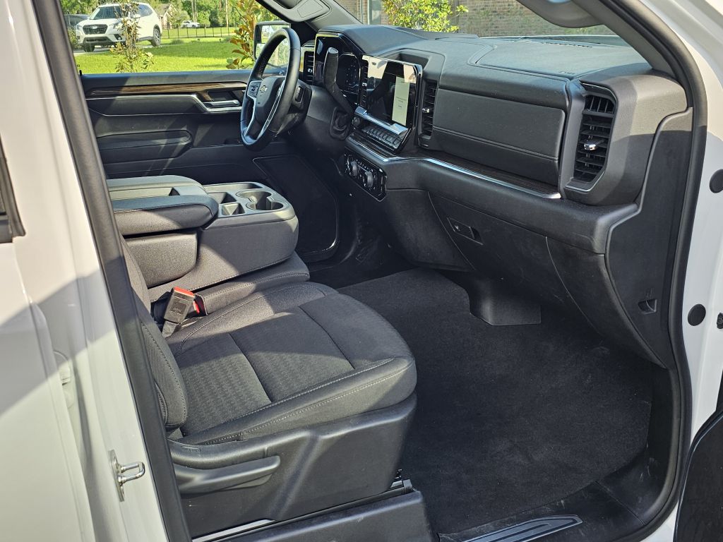 Photo 18 of this CHEVROLET SILVERADO 1500