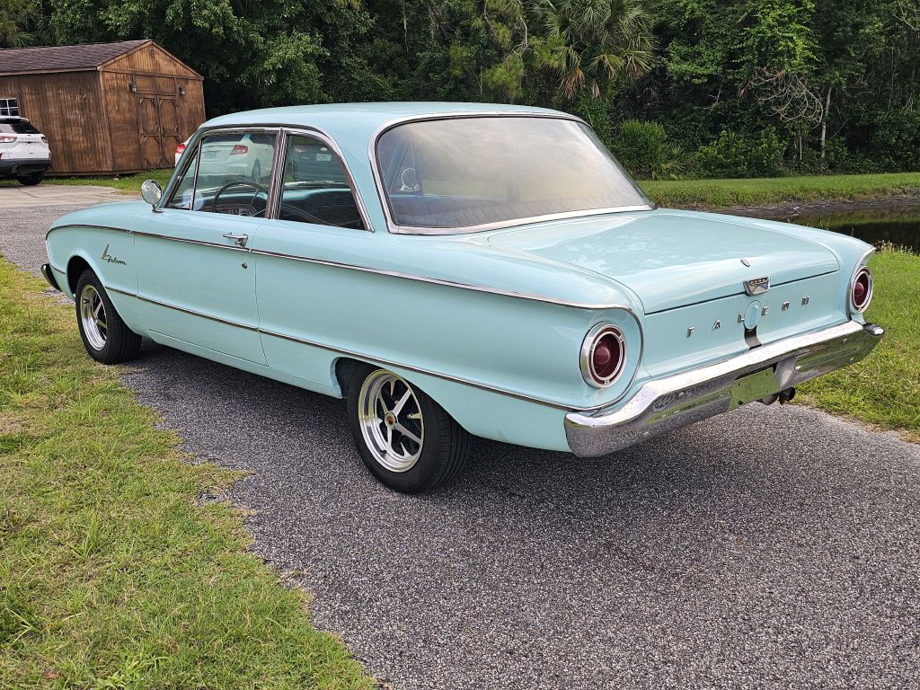 Photo 3 of this FORD FALCON