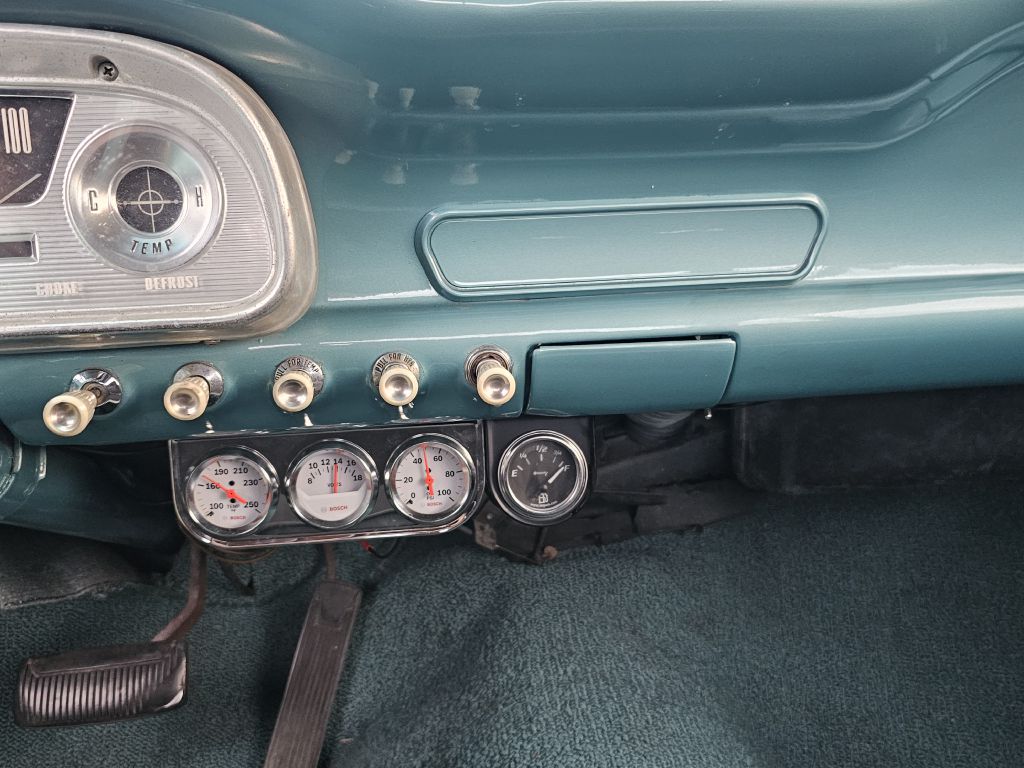 Photo 17 of this FORD FALCON