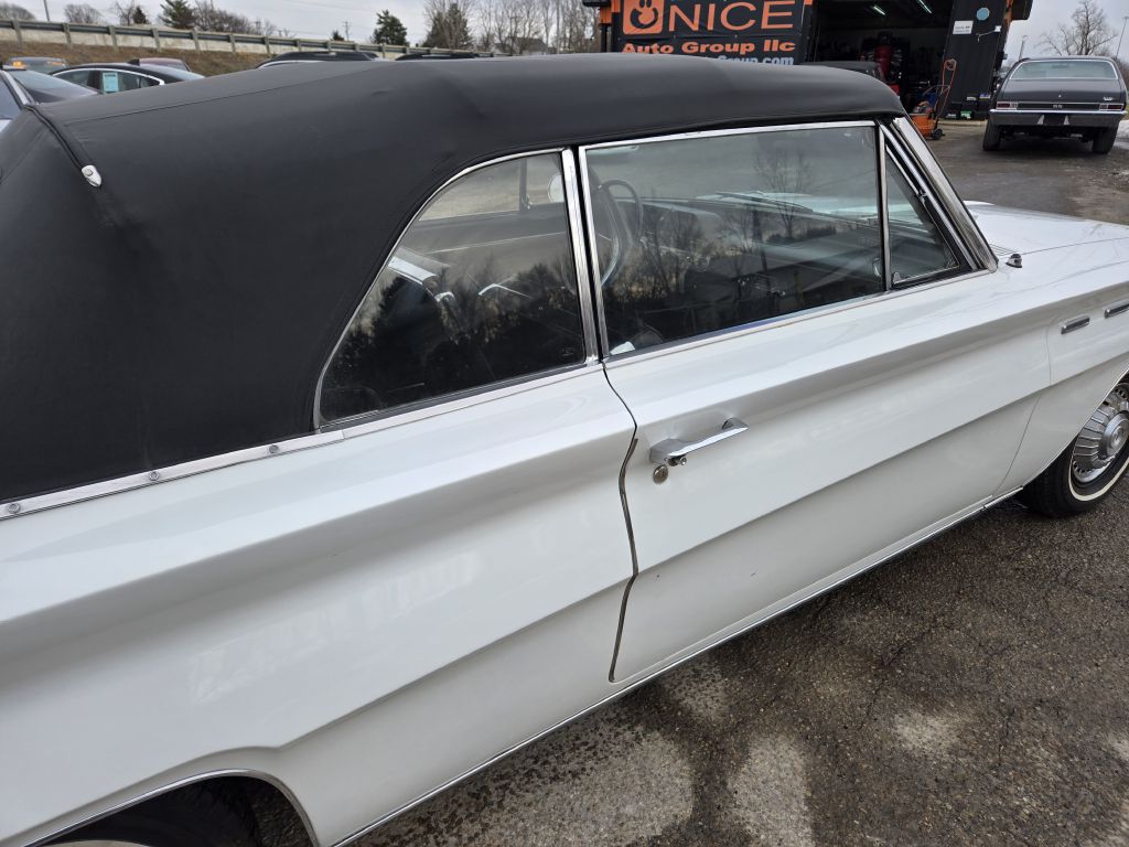 Photo 13 of this BUICK SKYLARK