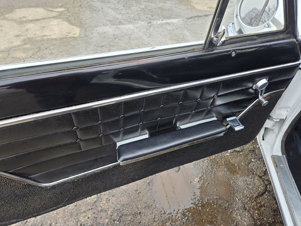 Photo 17 of this BUICK SKYLARK