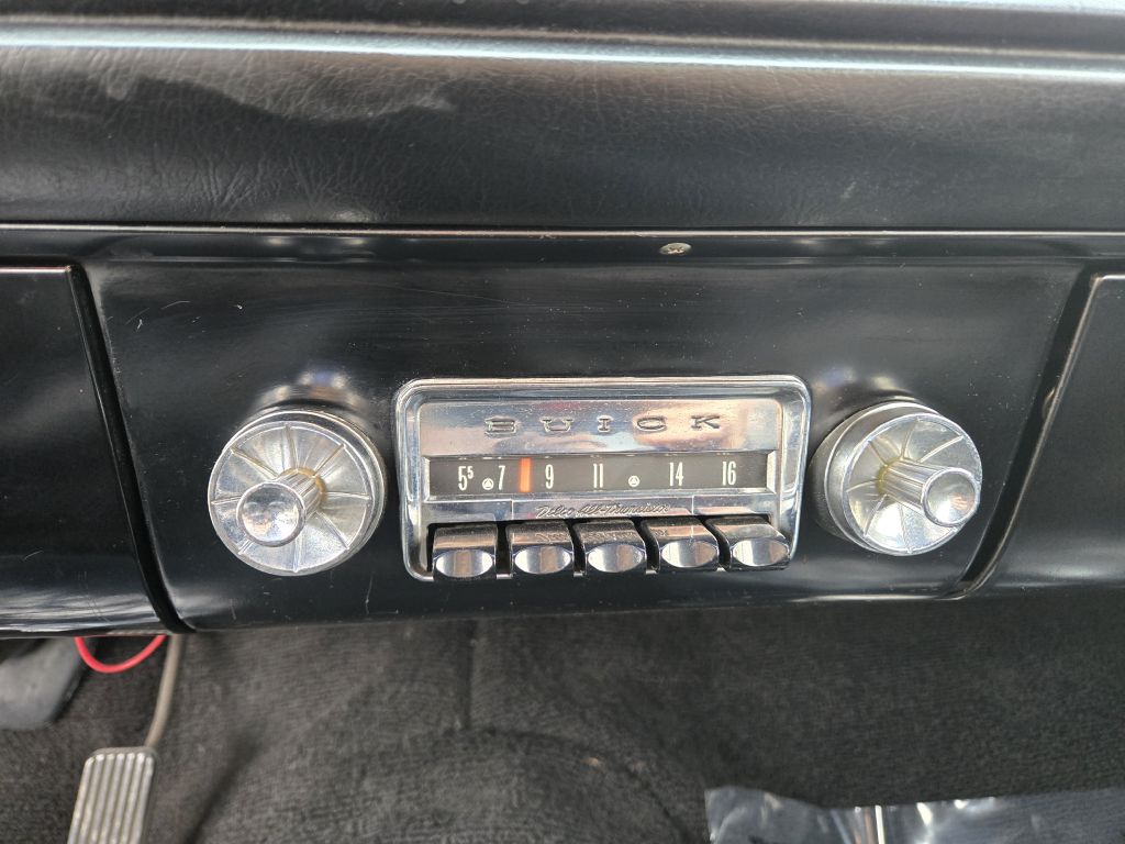 Photo 25 of this BUICK SKYLARK