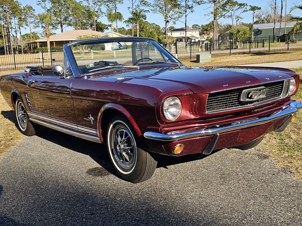 Photo 11 of this FORD MUSTANG