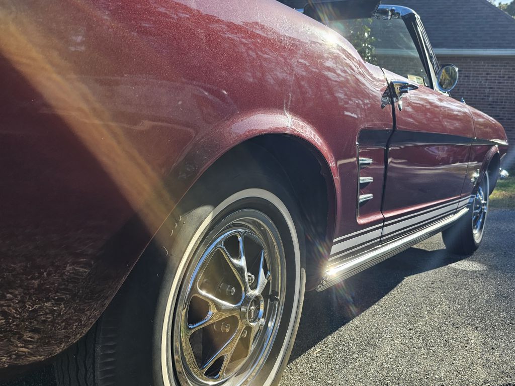 Photo 16 of this FORD MUSTANG