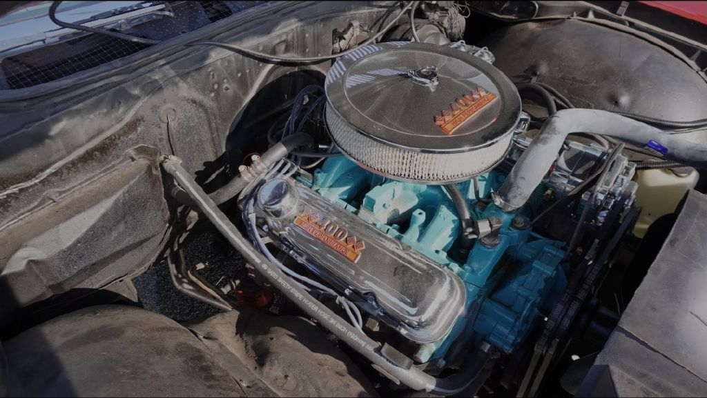 Photo 32 of this PONTIAC CATALINA