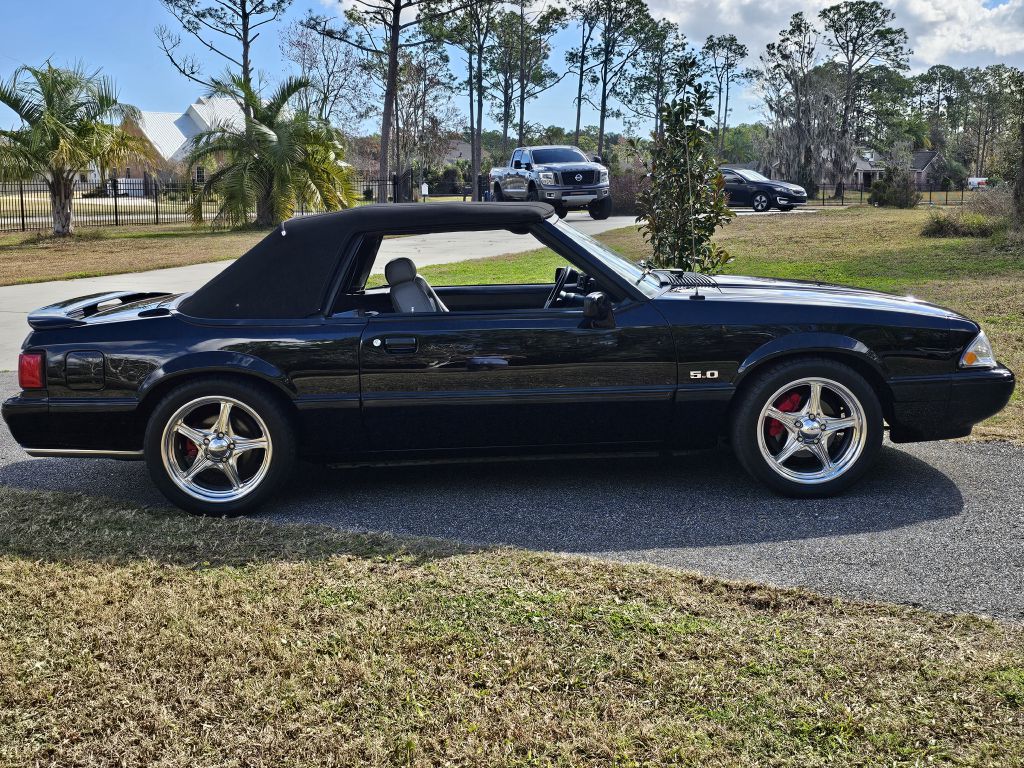 Photo 9 of this FORD MUSTANG