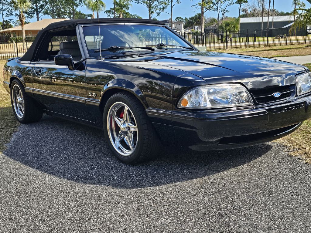 Photo 11 of this FORD MUSTANG