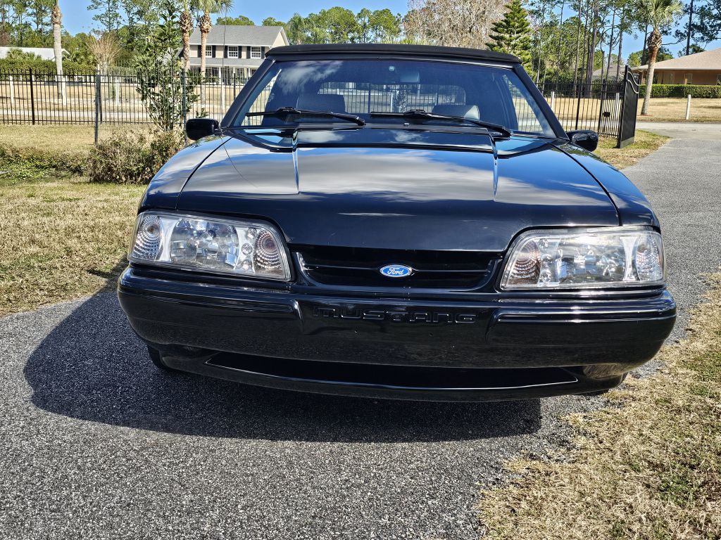 Photo 10 of this FORD MUSTANG