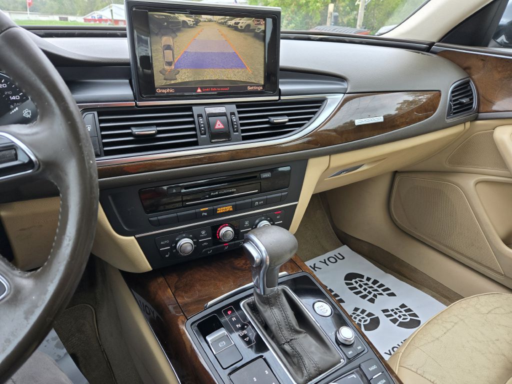 Photo 16 of this AUDI A6