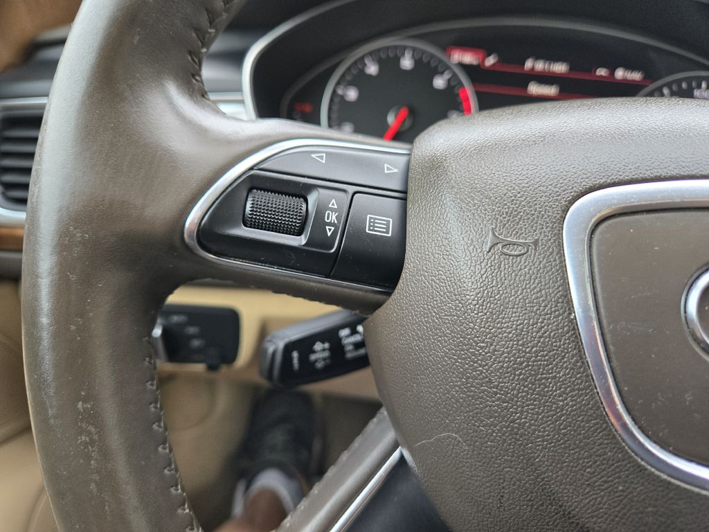 Photo 17 of this AUDI A6