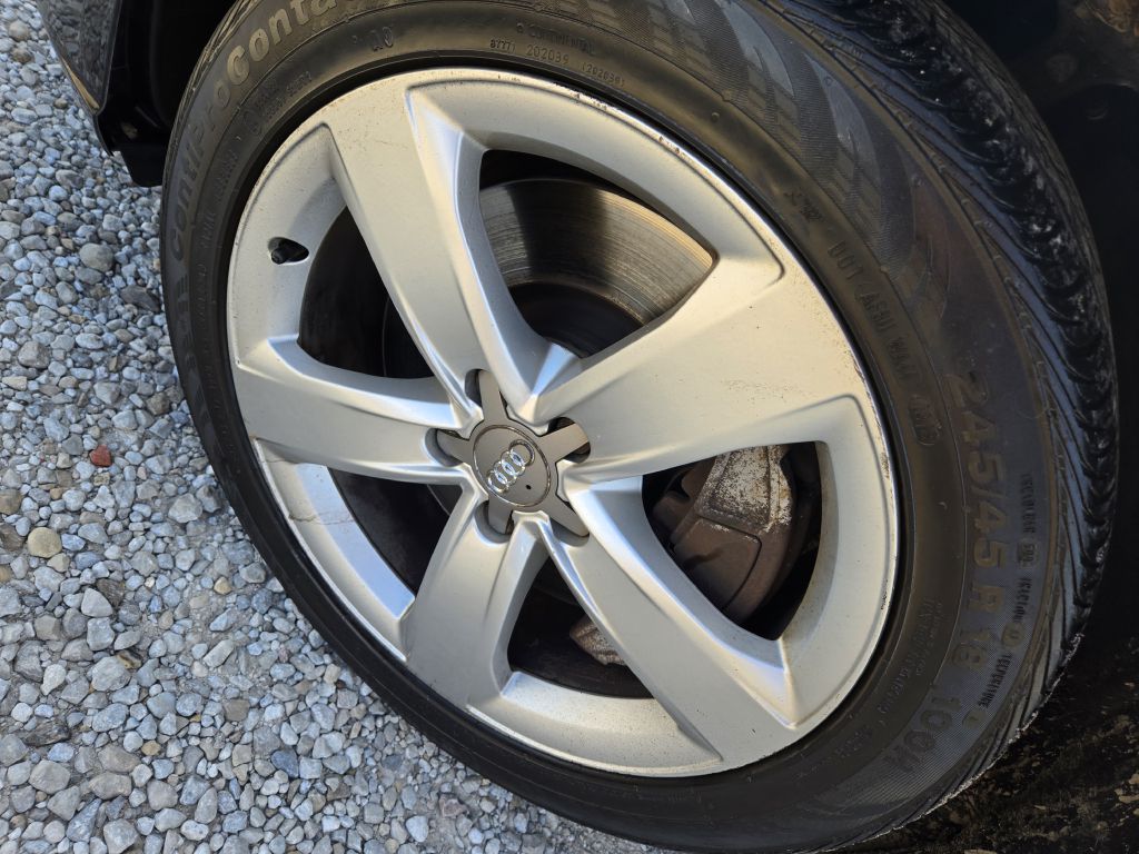 Photo 10 of this AUDI A6