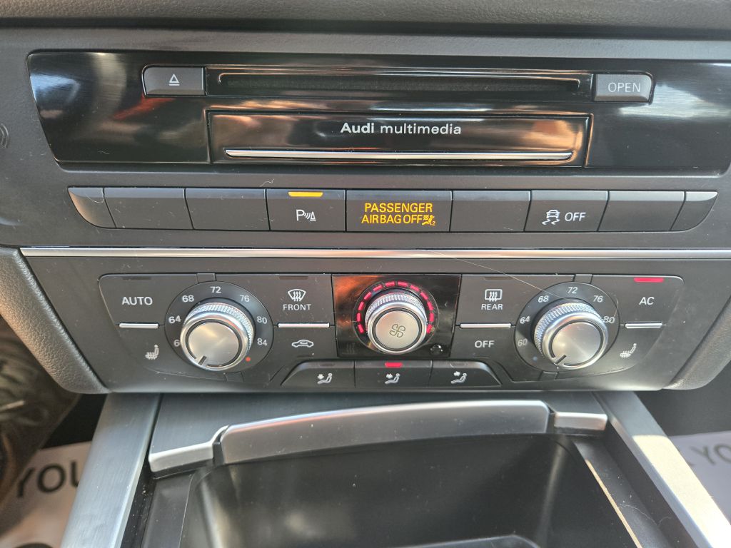 Photo 23 of this AUDI A6