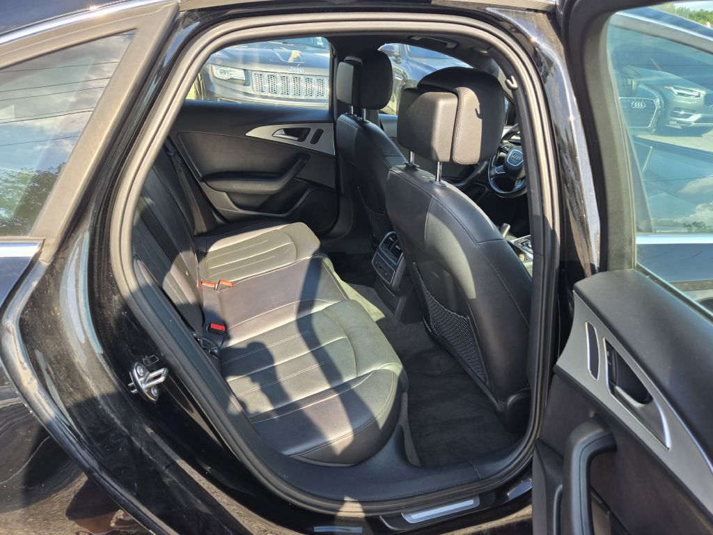 Photo 30 of this AUDI A6