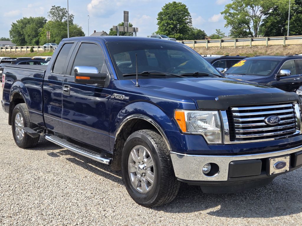 Photo 3 of this FORD F150