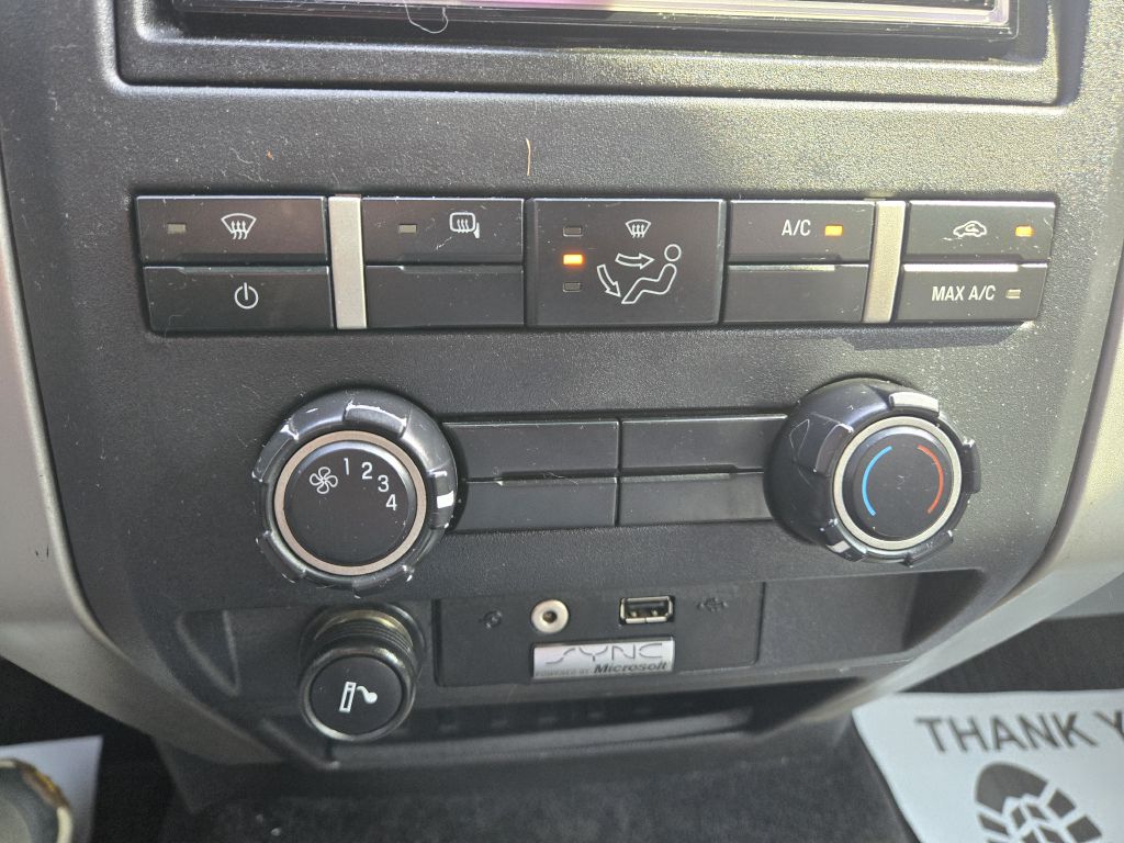 Photo 21 of this FORD F150