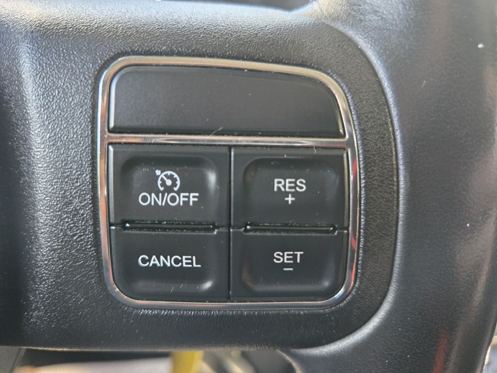 Photo 19 of this JEEP WRANGLER UNLIMI