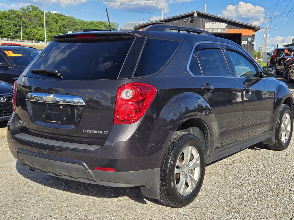 Photo 5 of this CHEVROLET EQUINOX