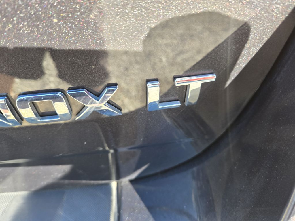 Photo 12 of this CHEVROLET EQUINOX