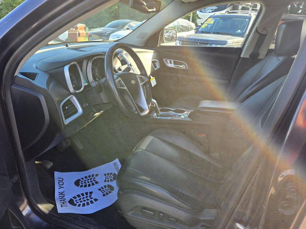 Photo 13 of this CHEVROLET EQUINOX