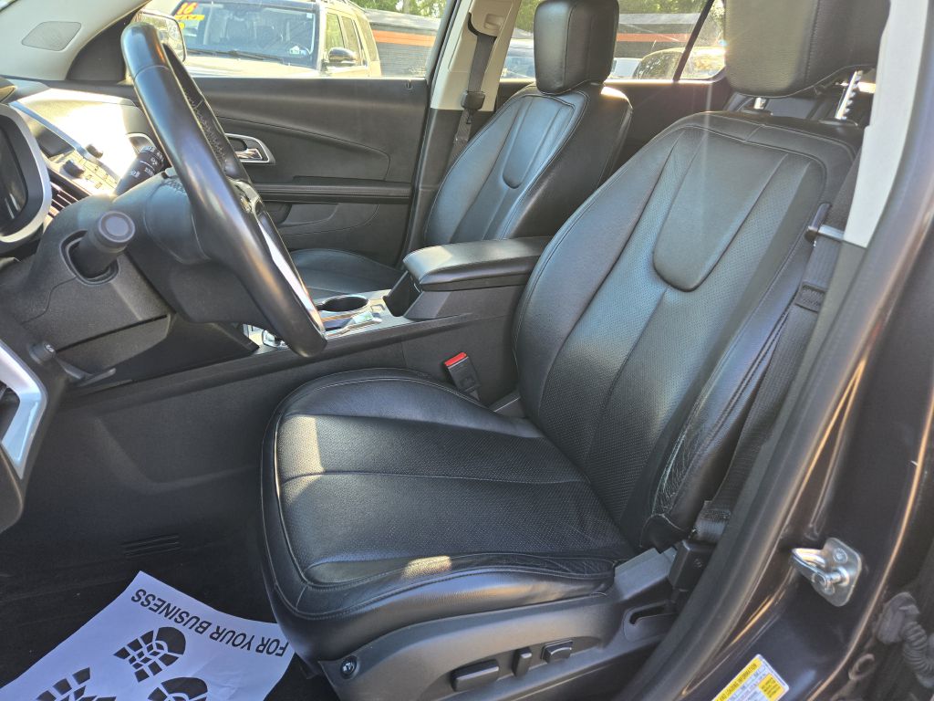 Photo 14 of this CHEVROLET EQUINOX