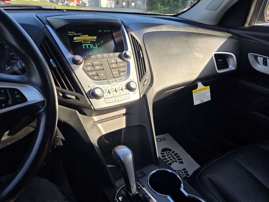 Photo 17 of this CHEVROLET EQUINOX