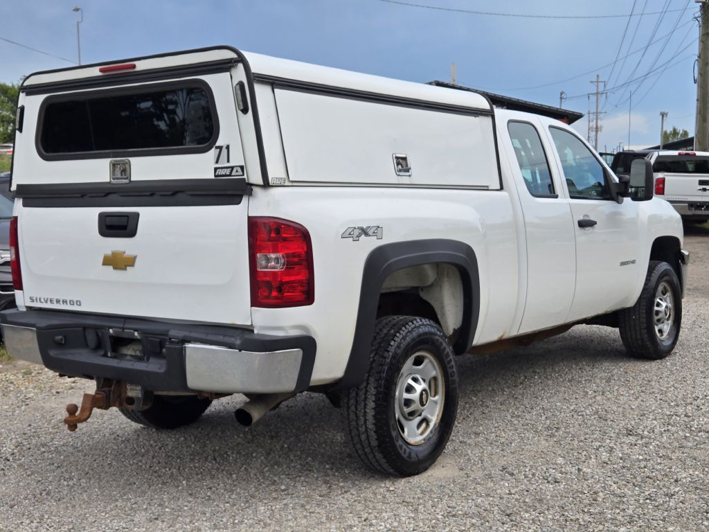 Photo 5 of this CHEVROLET SILVERADO 2500