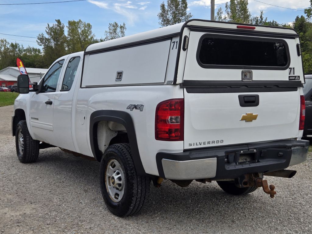 Photo 7 of this CHEVROLET SILVERADO 2500