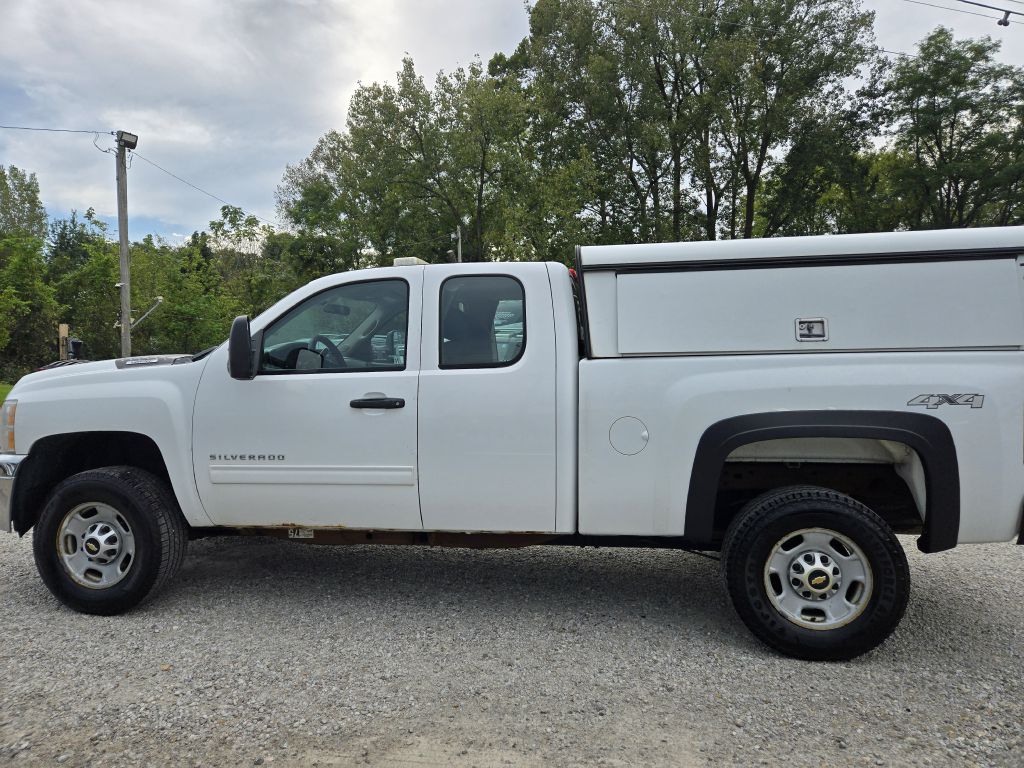 Photo 8 of this CHEVROLET SILVERADO 2500