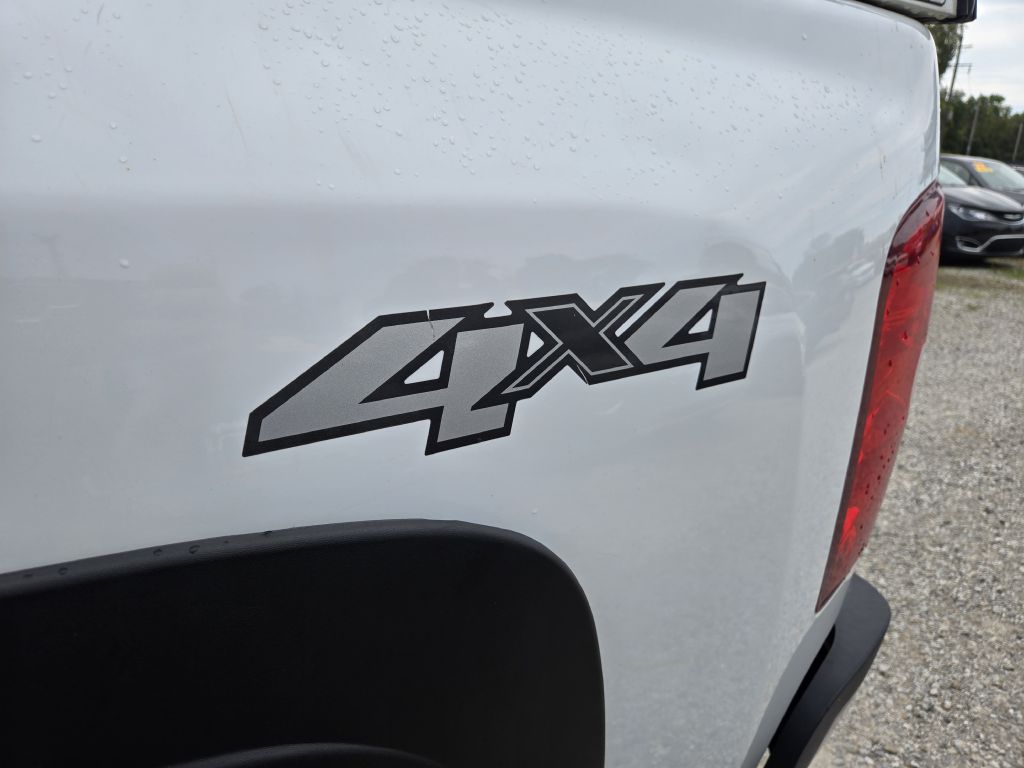 Photo 10 of this CHEVROLET SILVERADO 2500