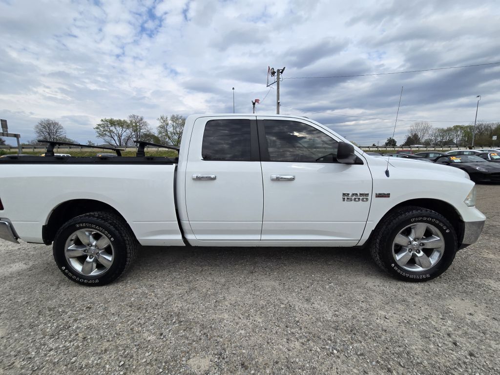 Photo 4 of this RAM 1500