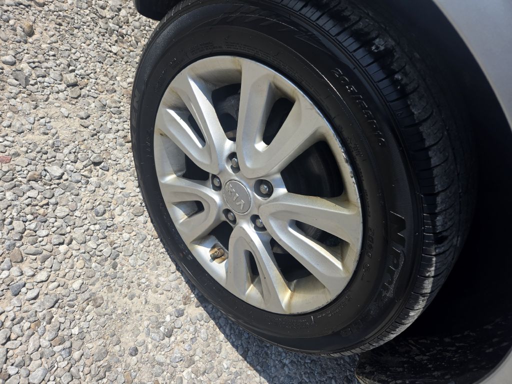 Photo 9 of this KIA SOUL