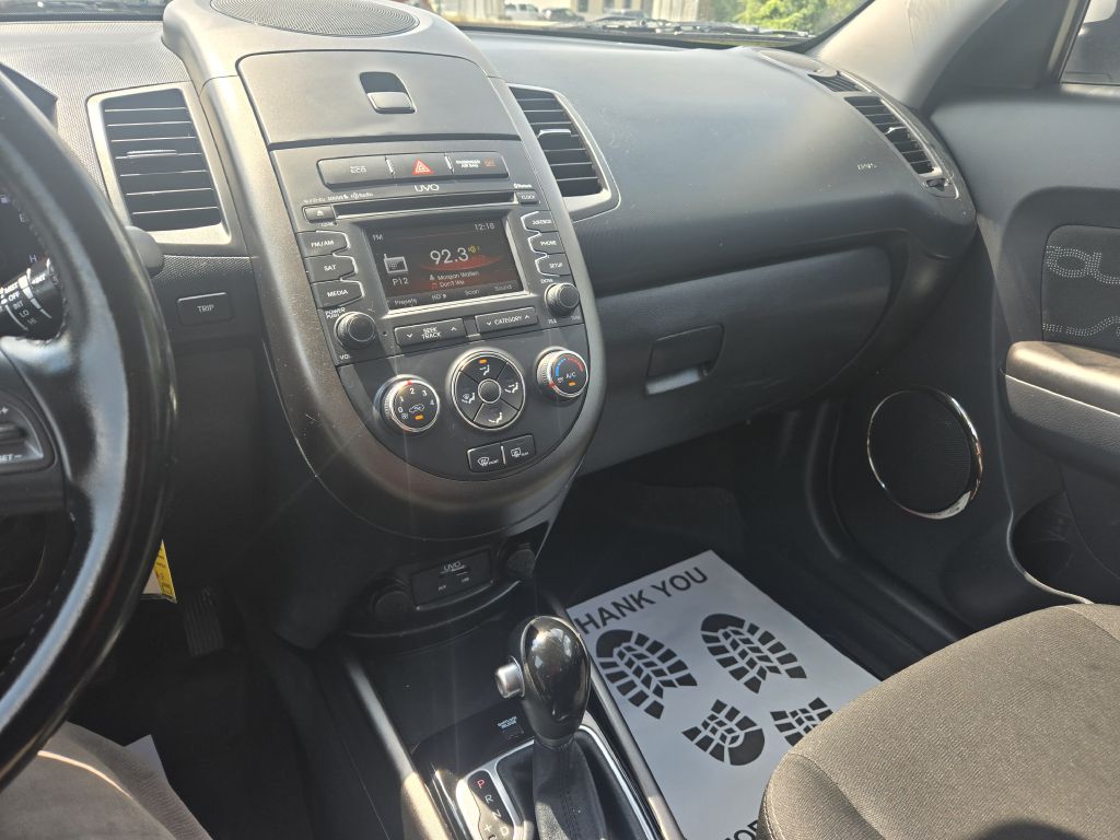 Photo 14 of this KIA SOUL