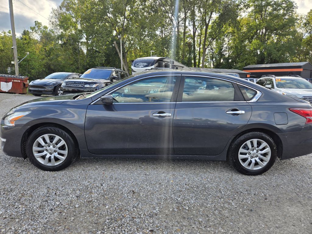 Photo 8 of this NISSAN ALTIMA