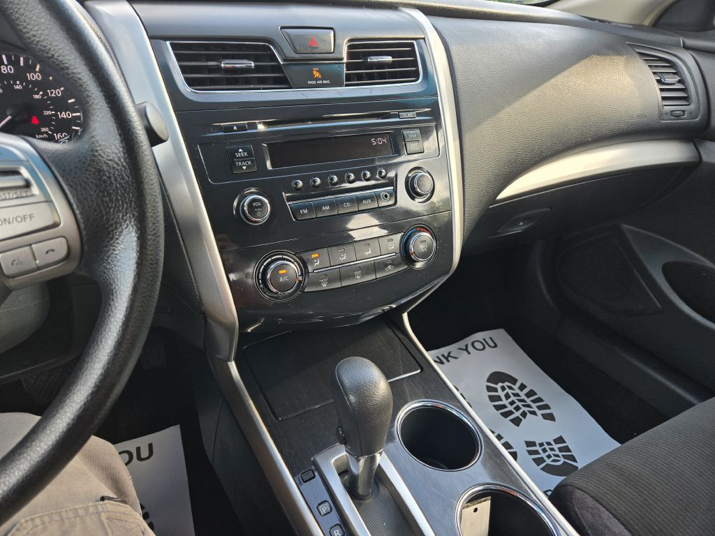 Photo 15 of this NISSAN ALTIMA