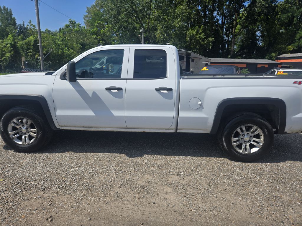Photo 8 of this CHEVROLET SILVERADO 1500