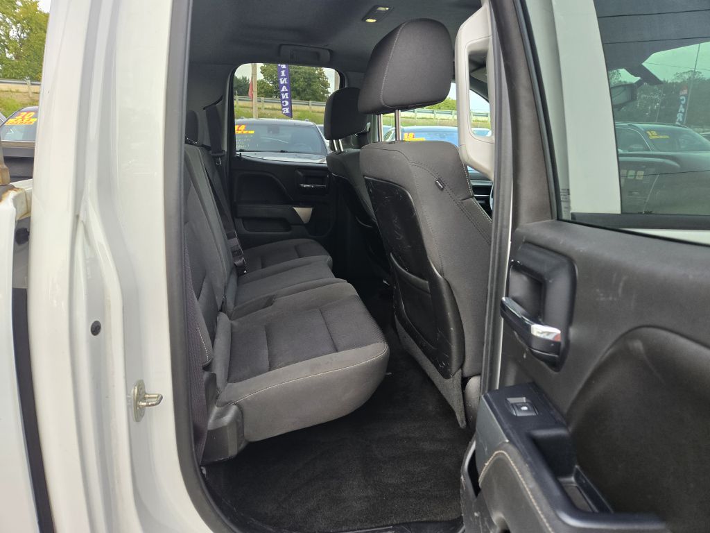 Photo 27 of this CHEVROLET SILVERADO 1500